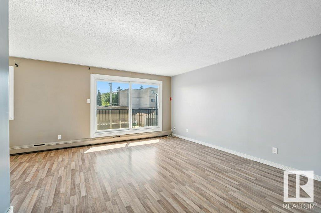 Photo 3 of 303 10335 117 St Nw, Edmonton AB