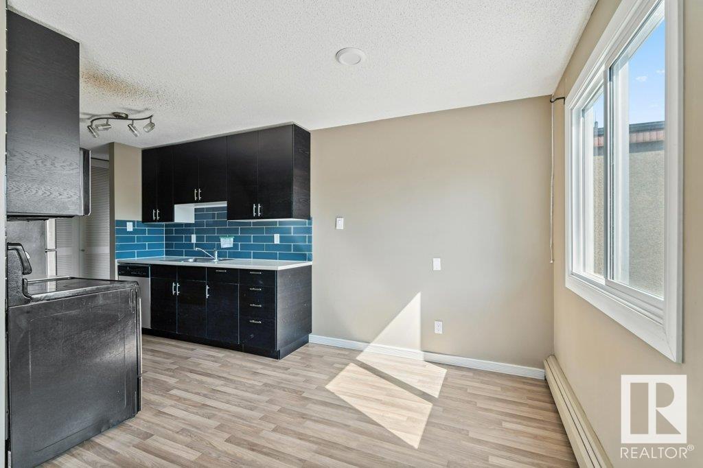 Photo 5 of 303 10335 117 St Nw, Edmonton AB