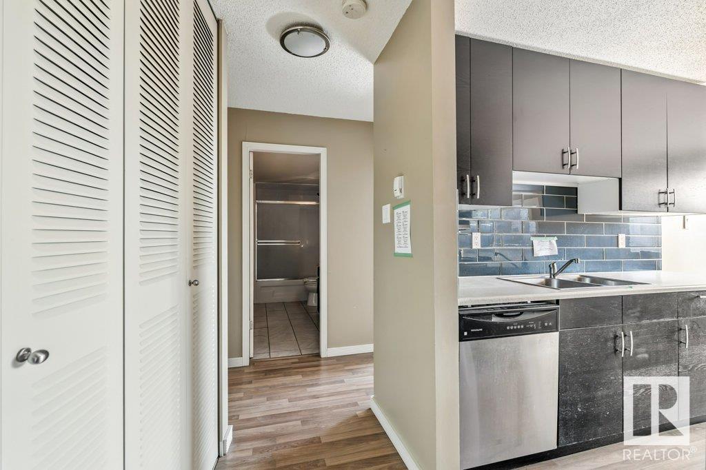 Photo 7 of 303 10335 117 St Nw, Edmonton AB