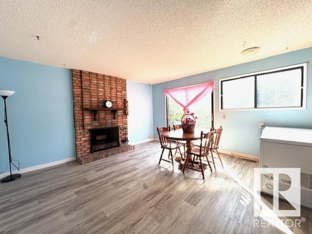 Photo 11 of 12125 25 Av Nw, Edmonton AB