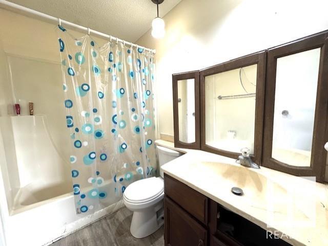 Photo 3 of 12125 25 Av Nw, Edmonton AB