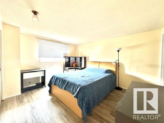 Photo 7 of 12125 25 Av Nw, Edmonton AB