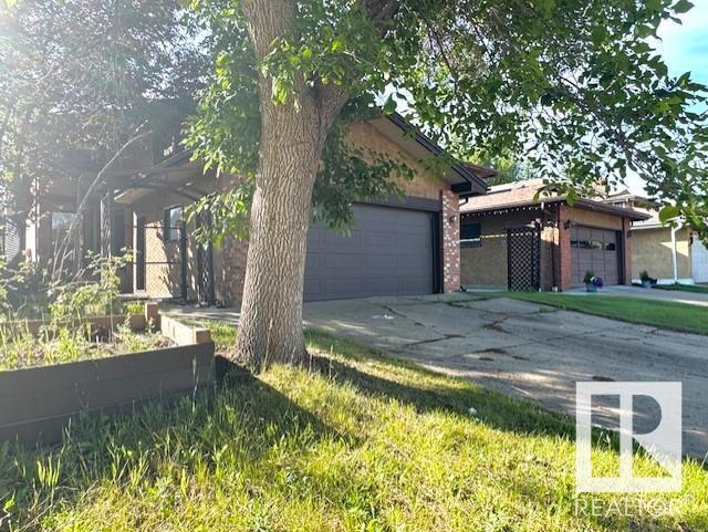 Photo 15 of 12125 25 Av Nw, Edmonton AB