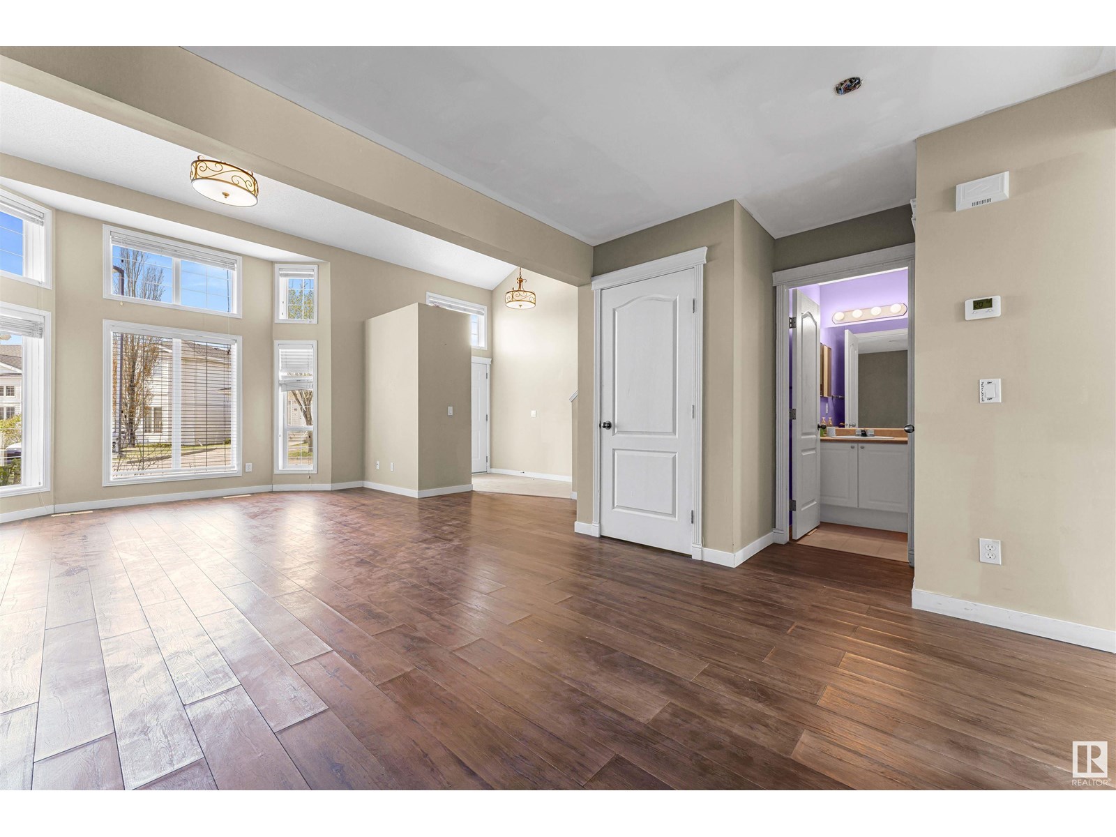 Photo 24 of 82 3380 28 A Av Nw Nw, Edmonton AB
