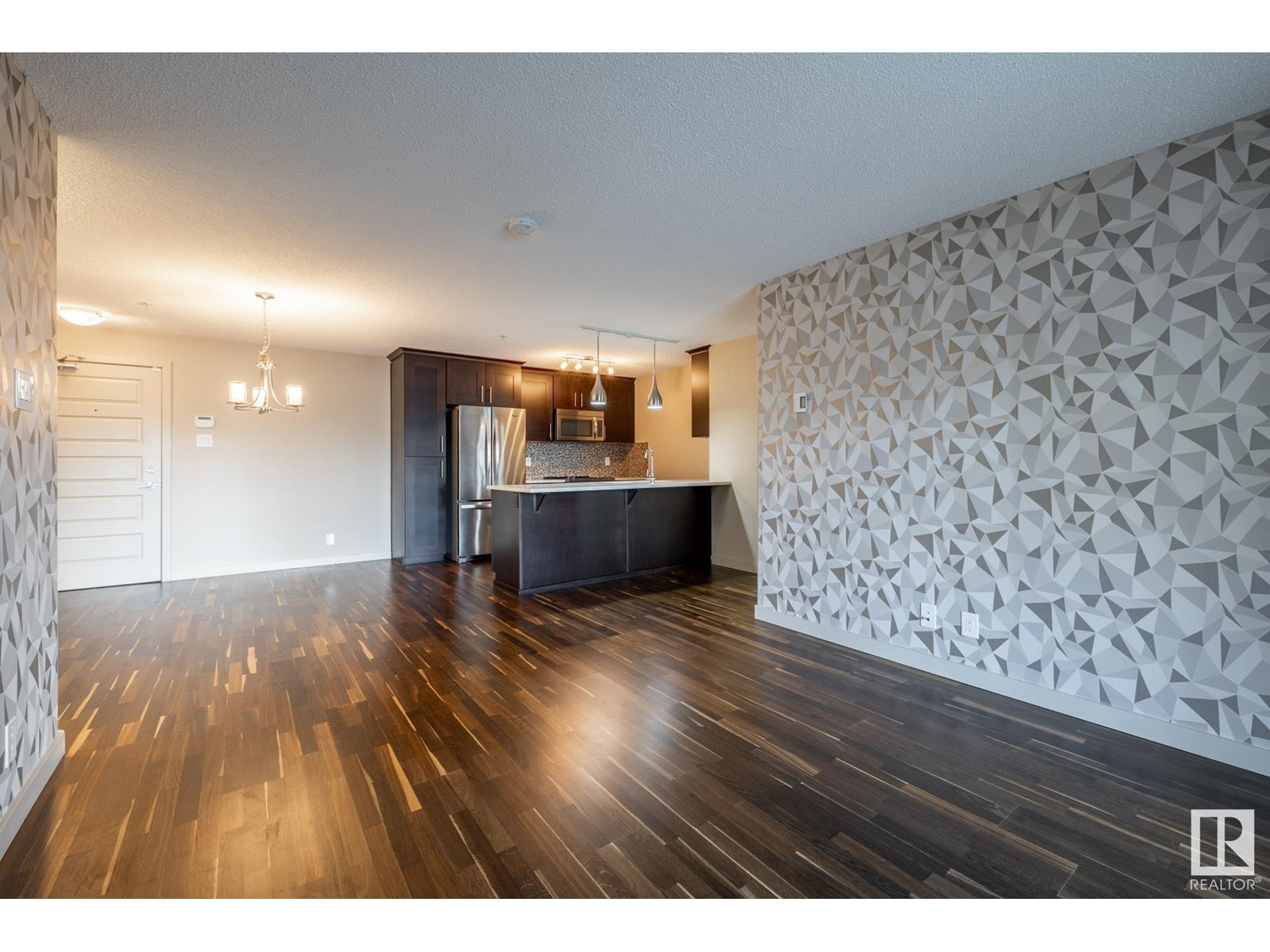 Photo 23 of 116 4008 Savaryn Dr Sw, Edmonton AB