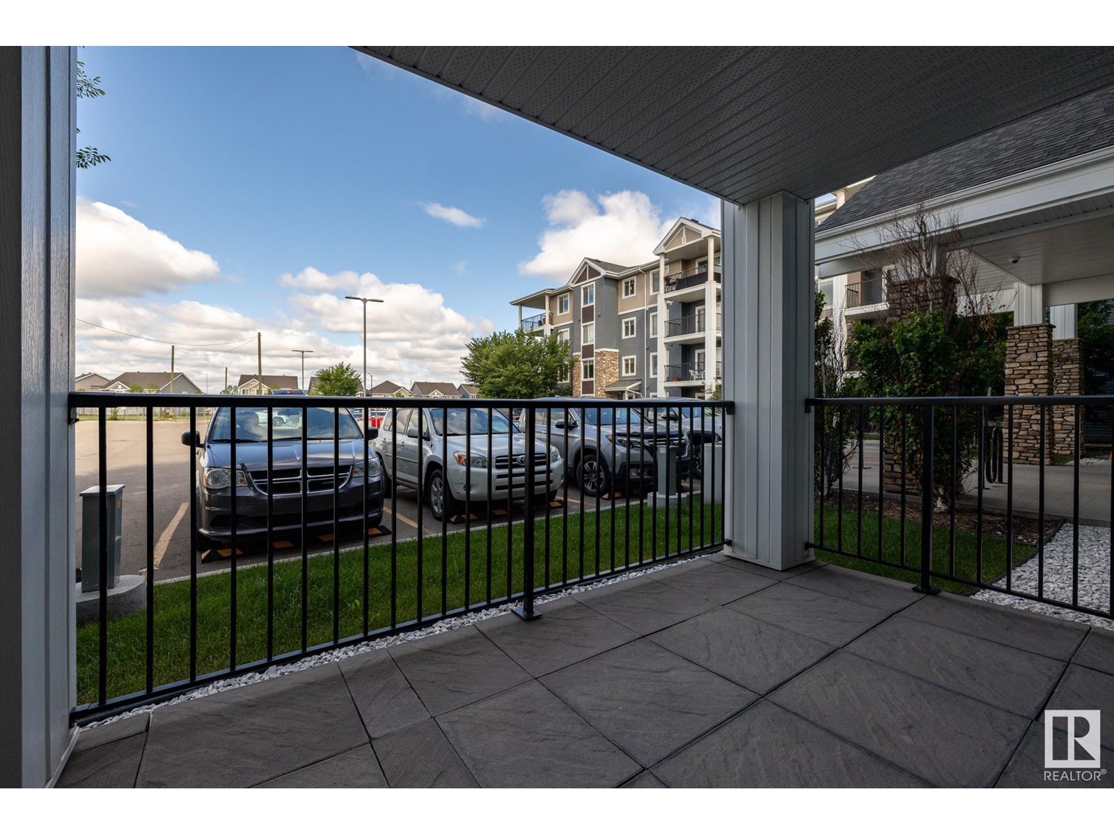 Photo 5 of 116 4008 Savaryn Dr Sw, Edmonton AB