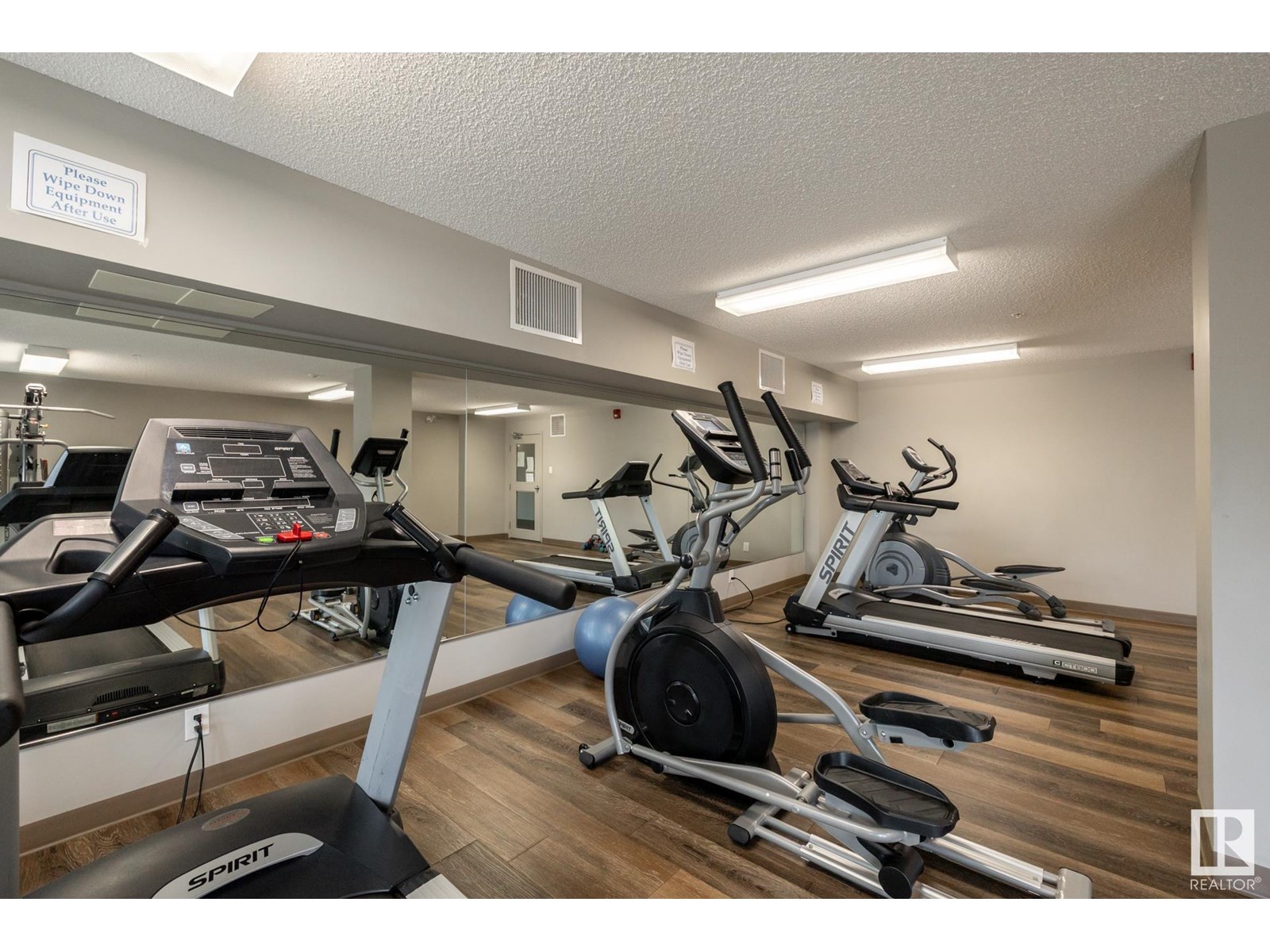 Photo 24 of 116 4008 Savaryn Dr Sw, Edmonton AB