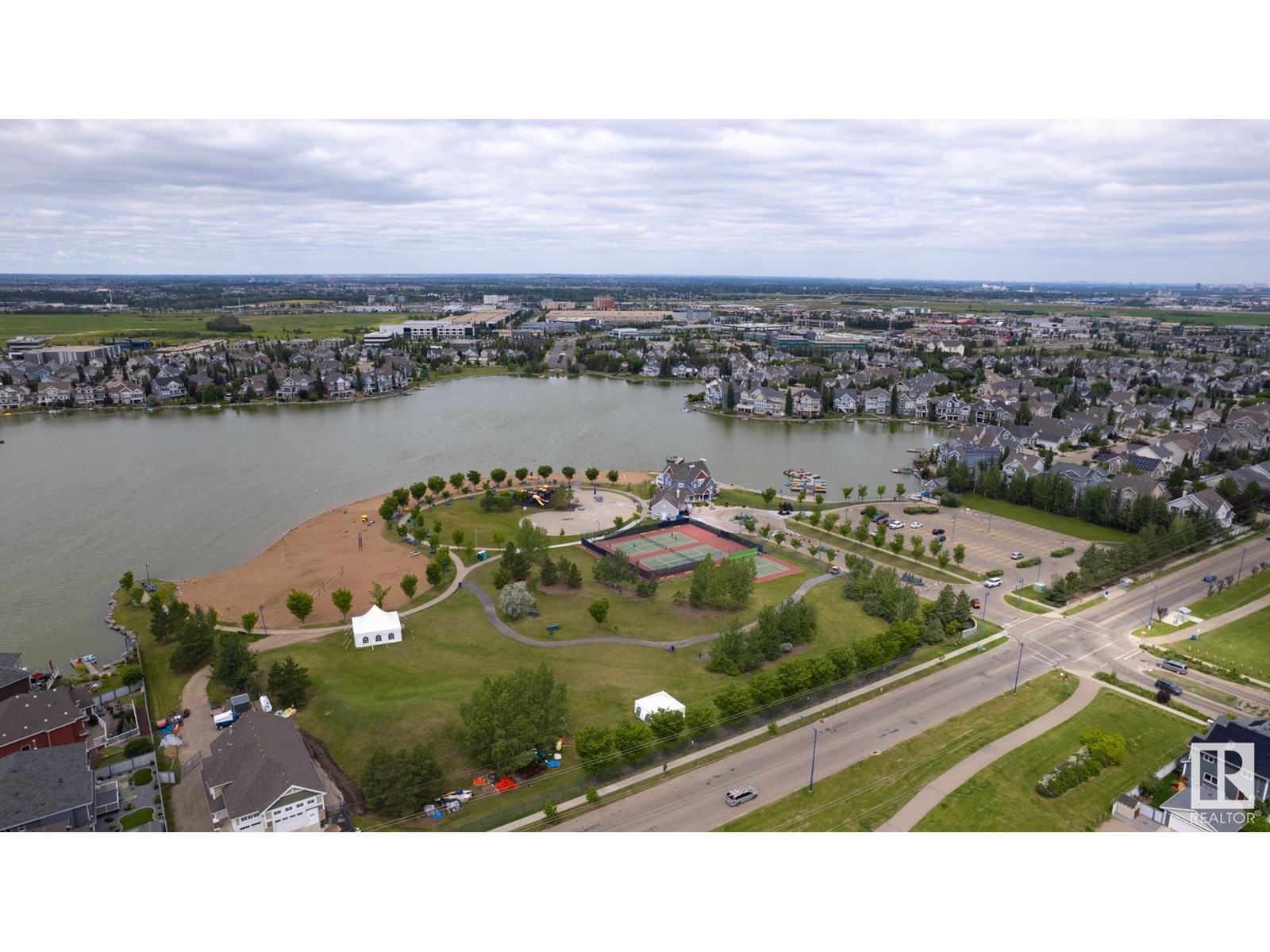Photo 19 of 116 4008 Savaryn Dr Sw, Edmonton AB