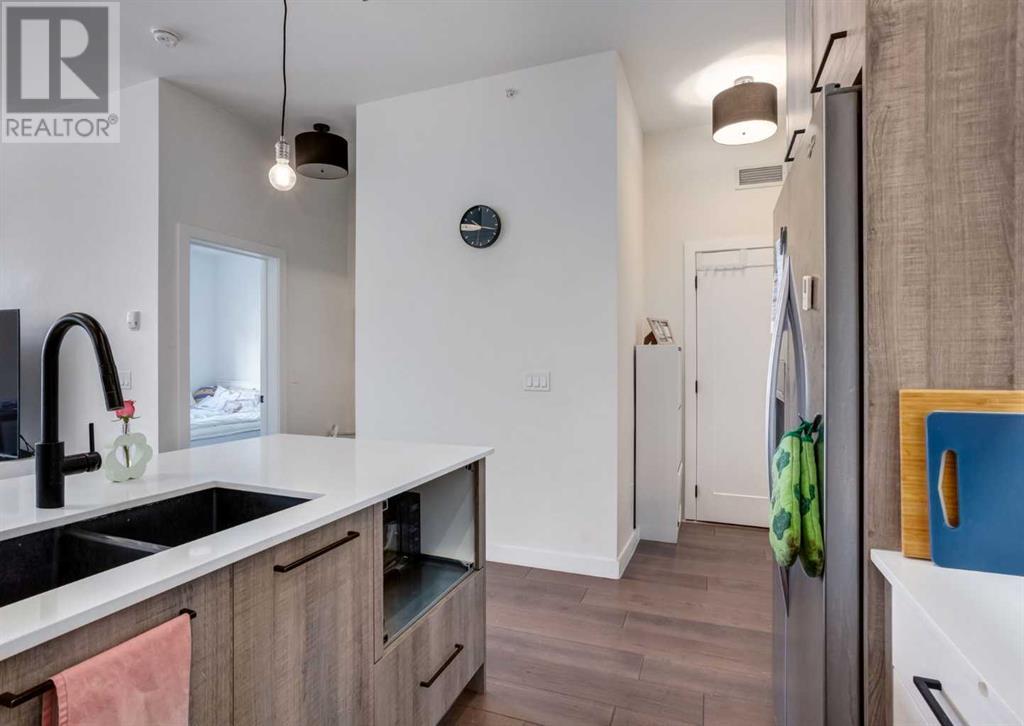 Single Family House for Sale in    Avenue SW Shaganappi Calgary 