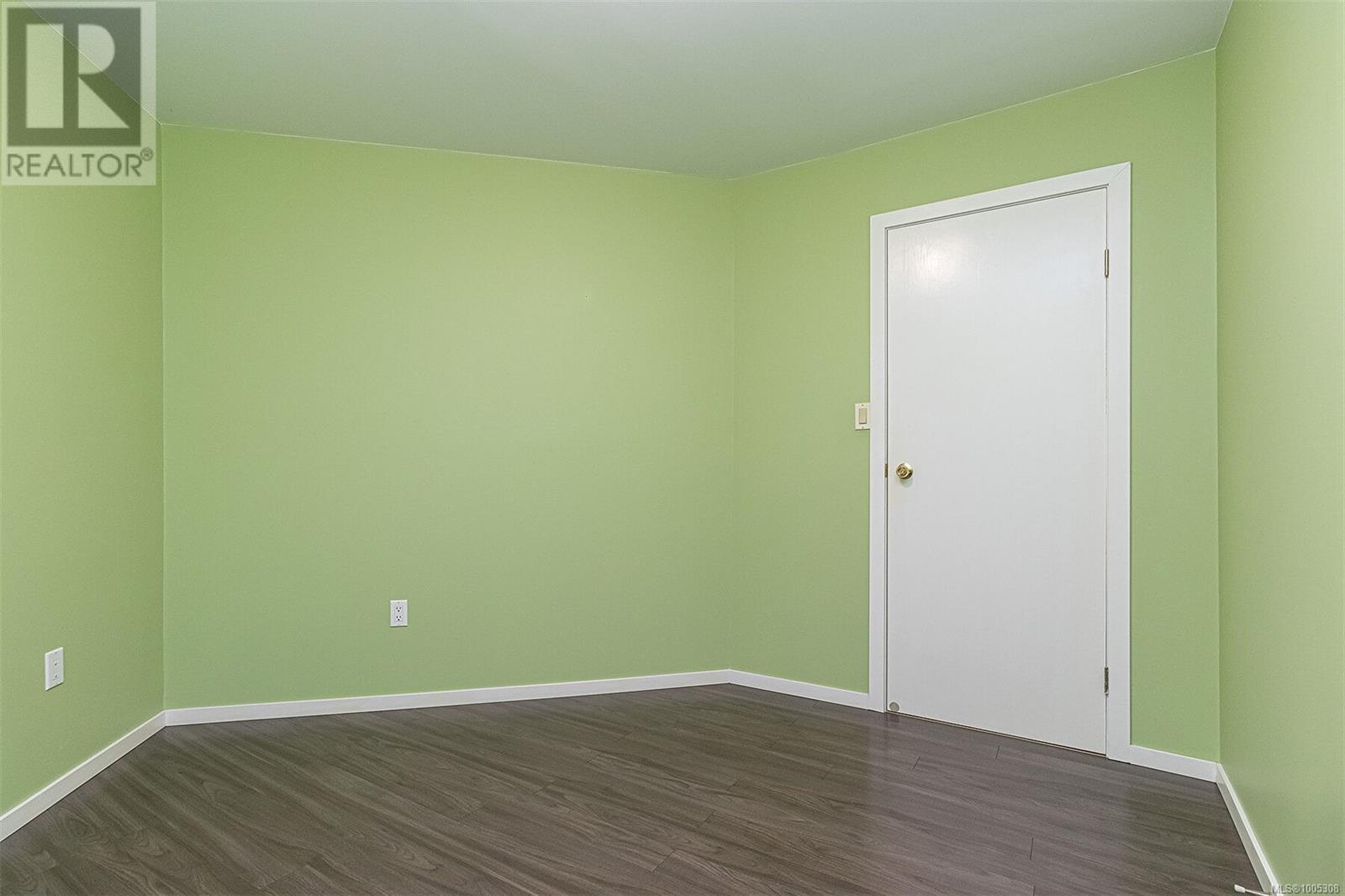 Photo 47 of 4569 Boulderwood Dr, Saanich BC