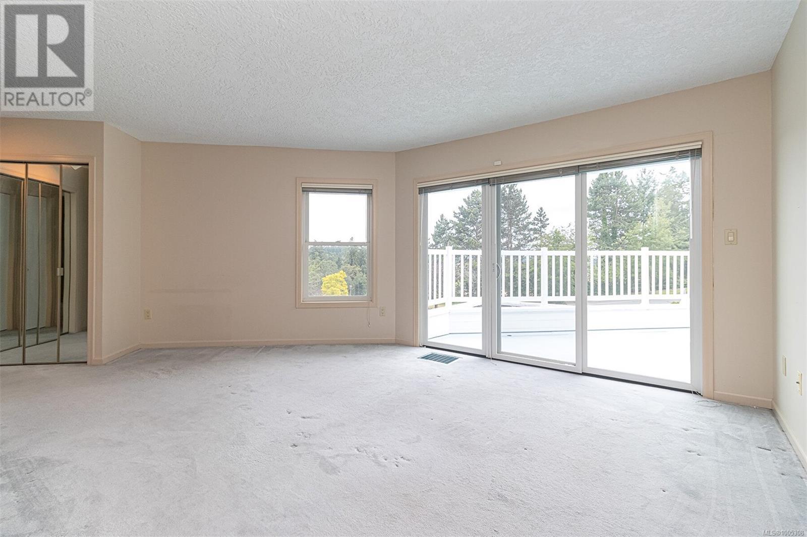 Photo 48 of 4569 Boulderwood Dr, Saanich BC