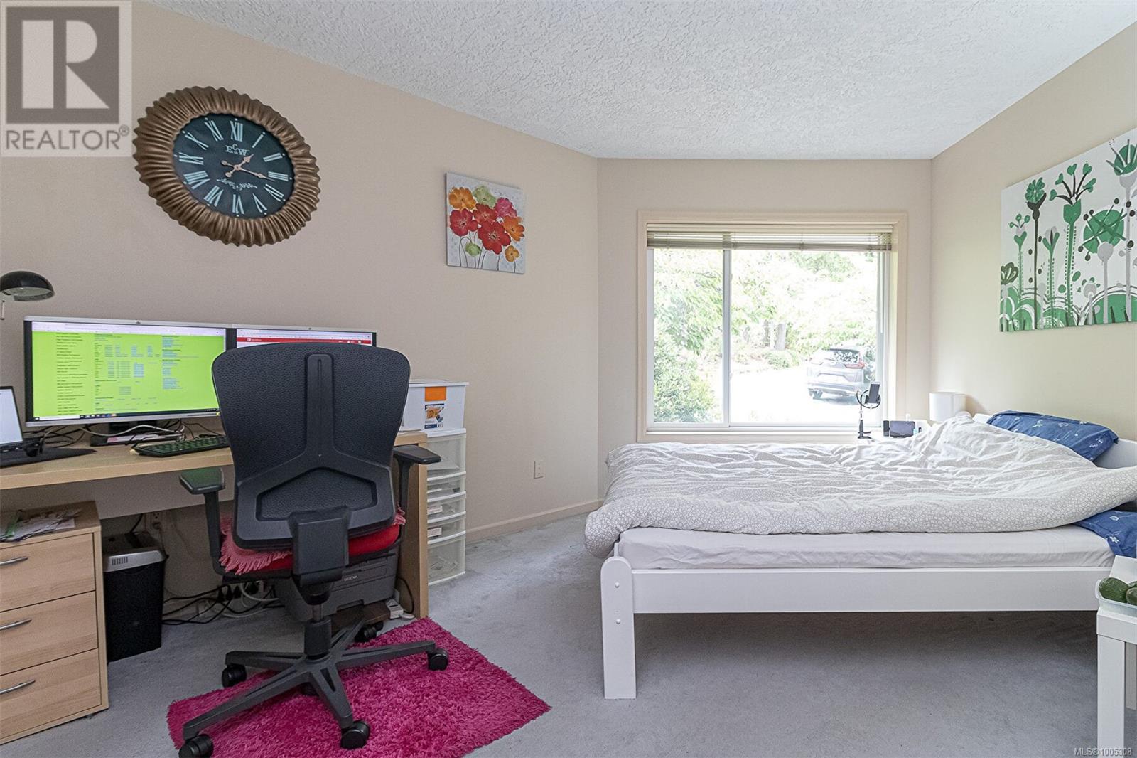 Photo 25 of 4569 Boulderwood Dr, Saanich BC