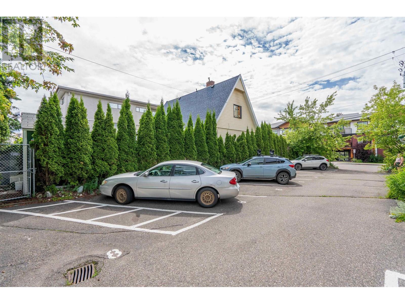 Photo 5 of 106 1768 Spruce Street, Prince George BC