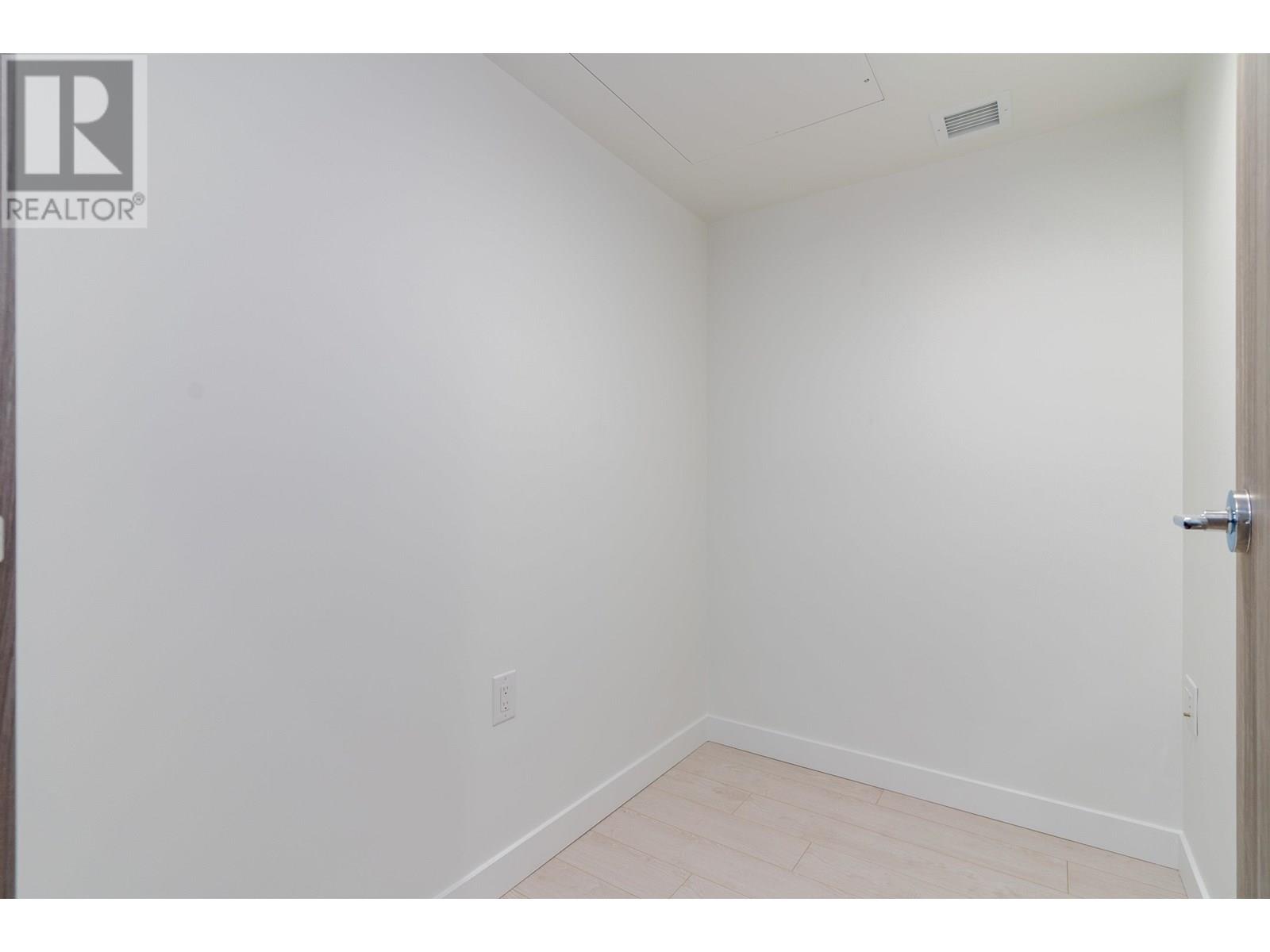 Photo 10 of 603 1768 Cook Street, Vancouver BC
