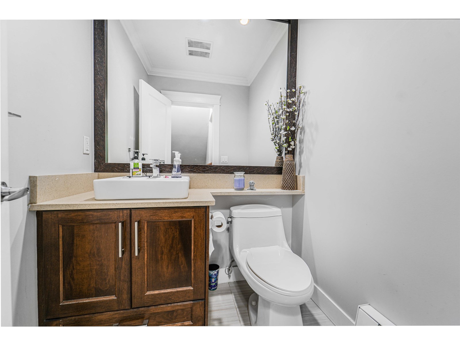 Photo 12 of 21065 80 Avenue, Langley BC