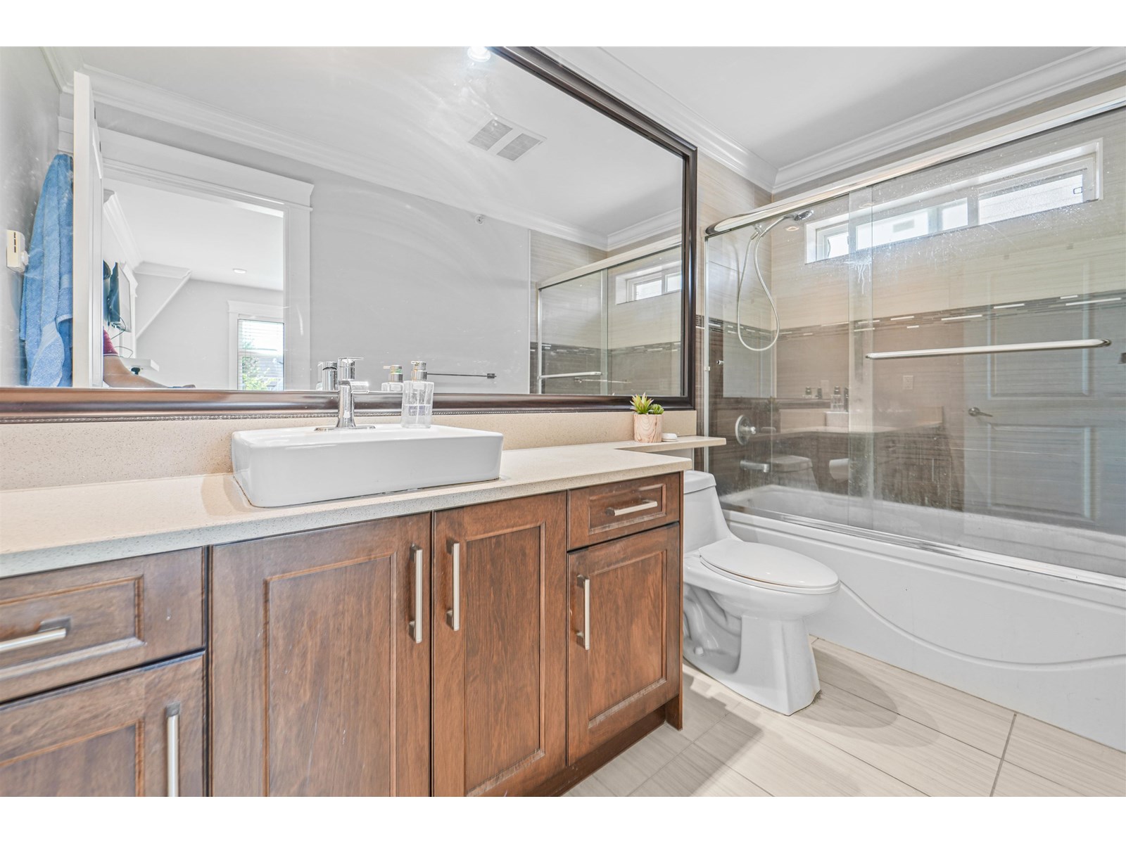 Photo 15 of 21065 80 Avenue, Langley BC