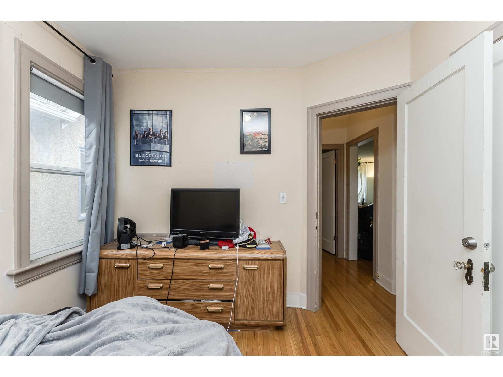 Photo 15 of 10922 84 Av Nw, Edmonton AB