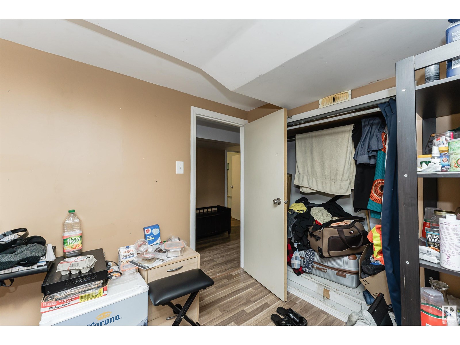 Photo 23 of 10922 84 Av Nw, Edmonton AB