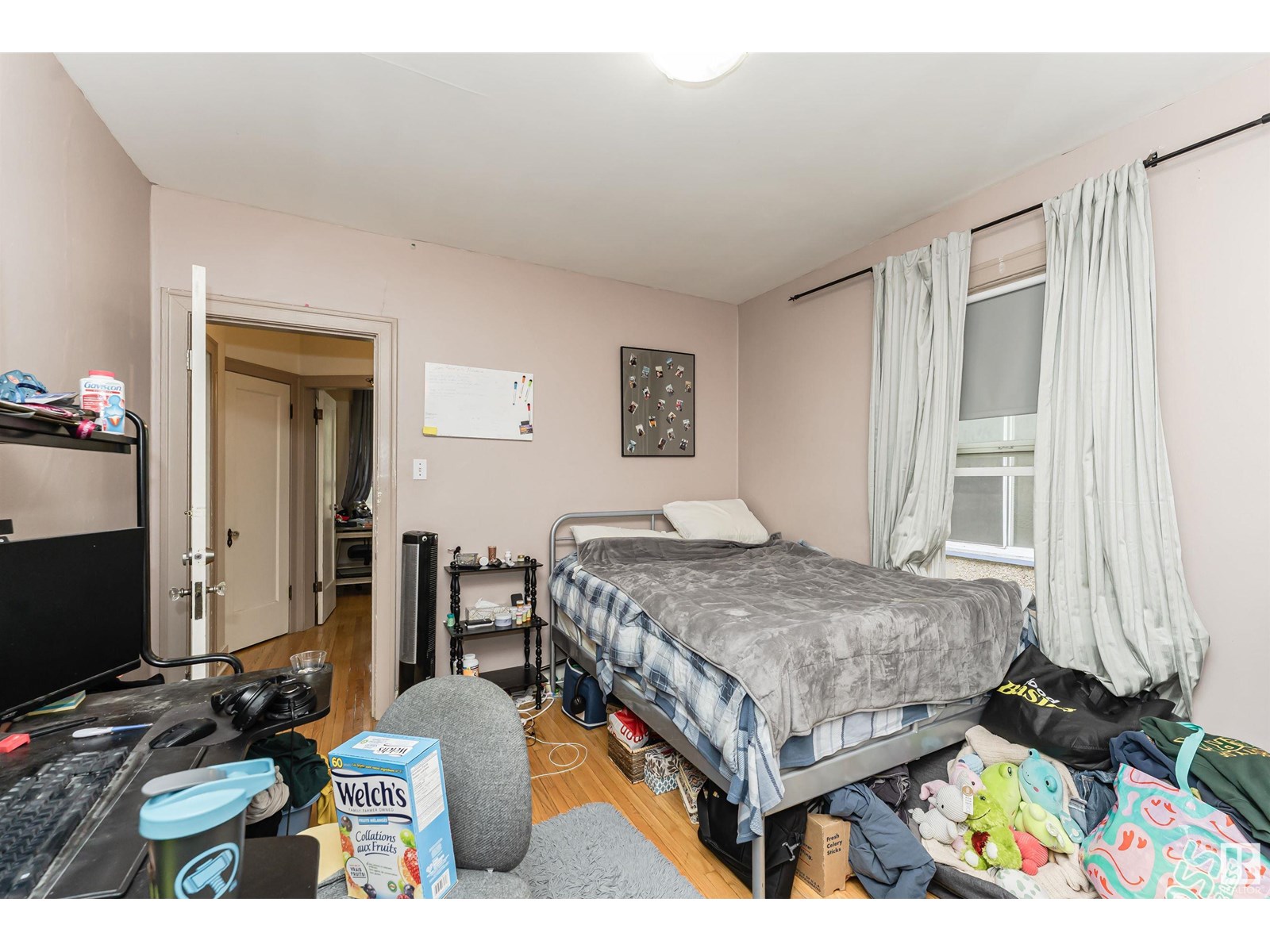 Photo 12 of 10922 84 Av Nw, Edmonton AB