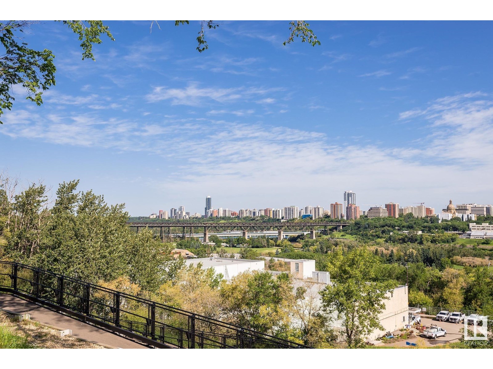 Photo 38 of 10922 84 Av Nw, Edmonton AB
