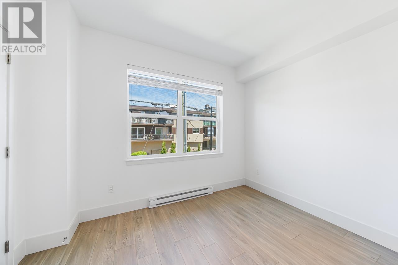 Photo 9 of 402 6933 Arcola Street, Burnaby BC