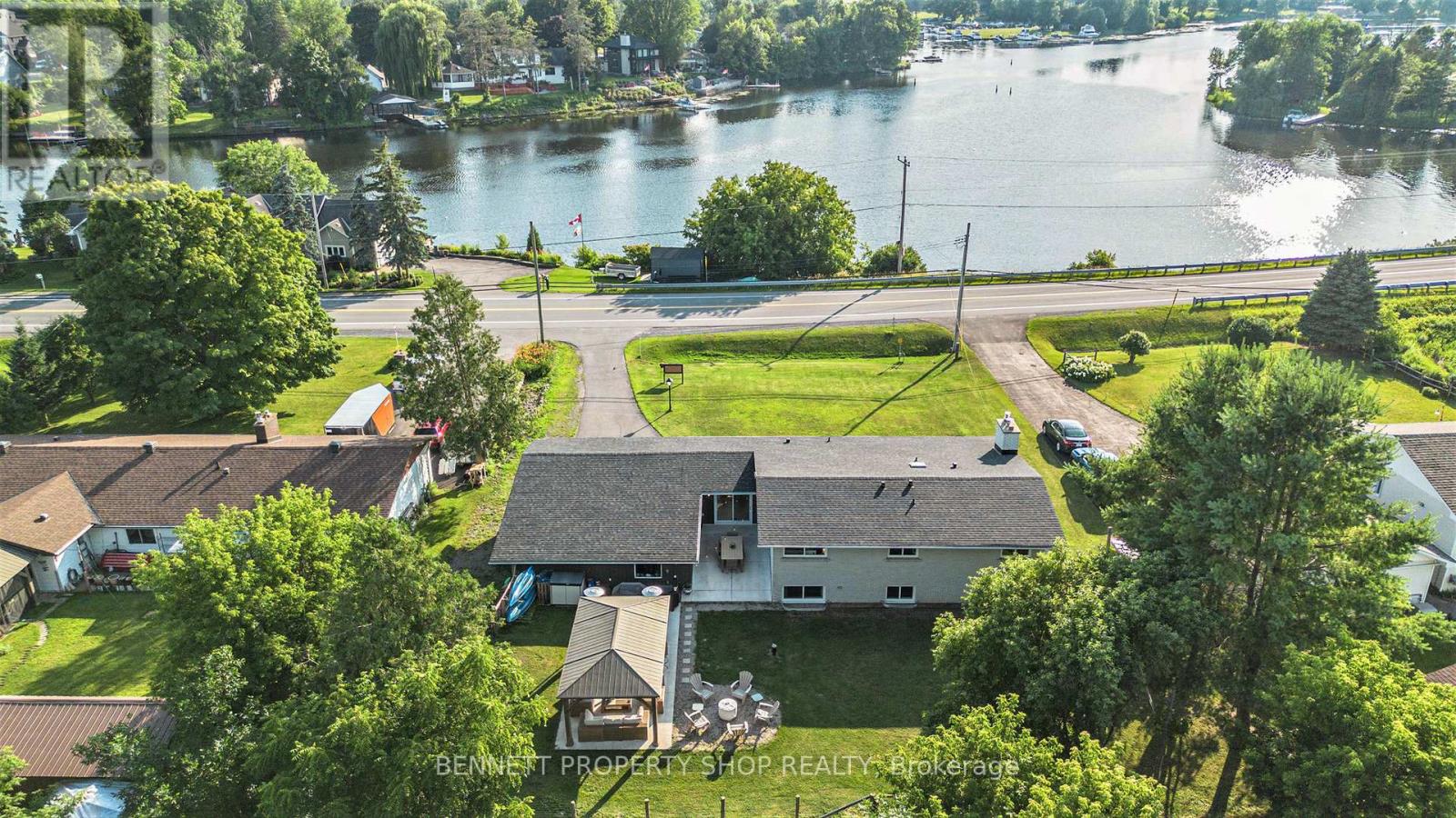 Gorgeous view of the Rideau River