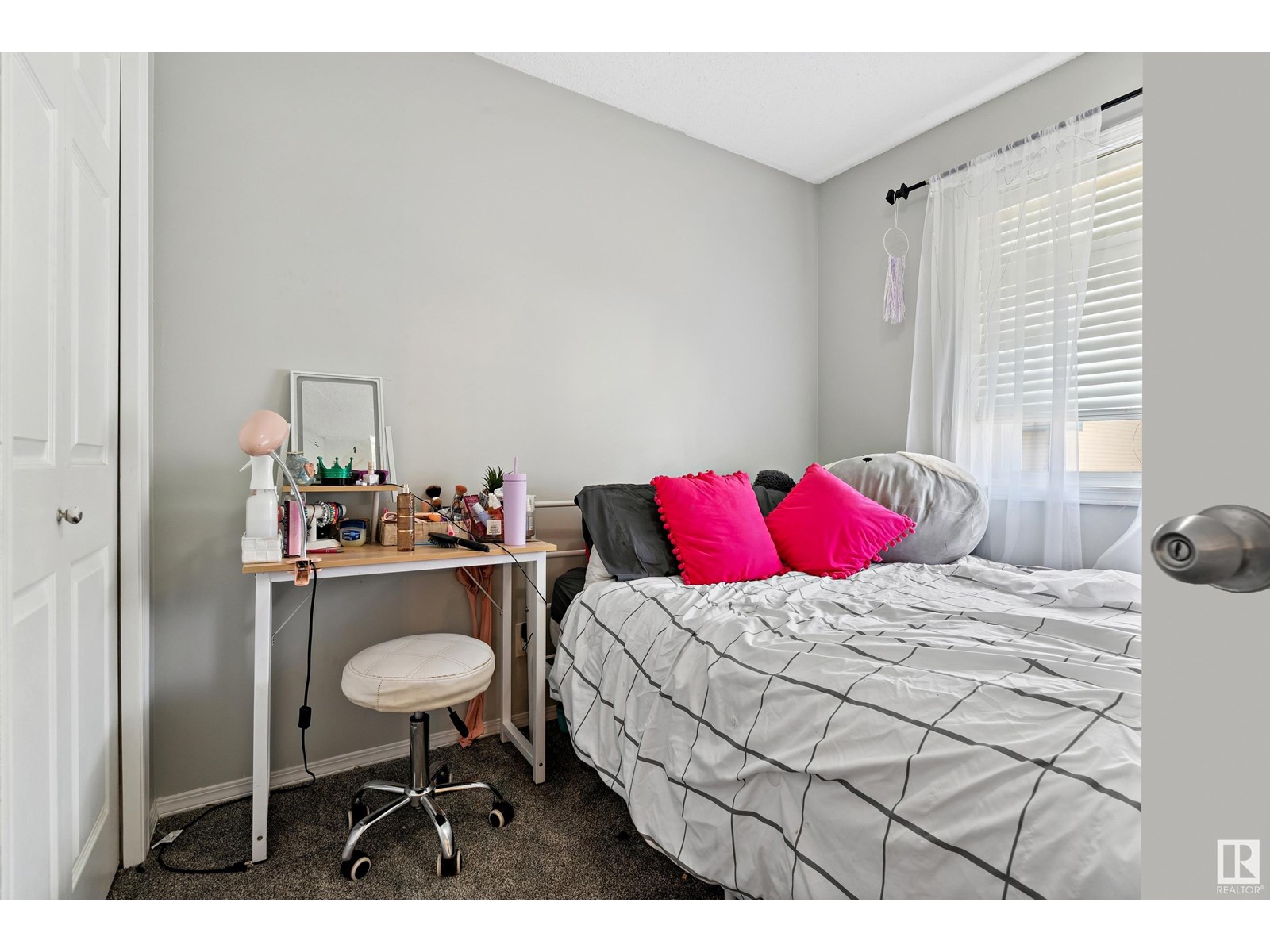 Photo 17 of 42 10909 106 St Nw, Edmonton AB