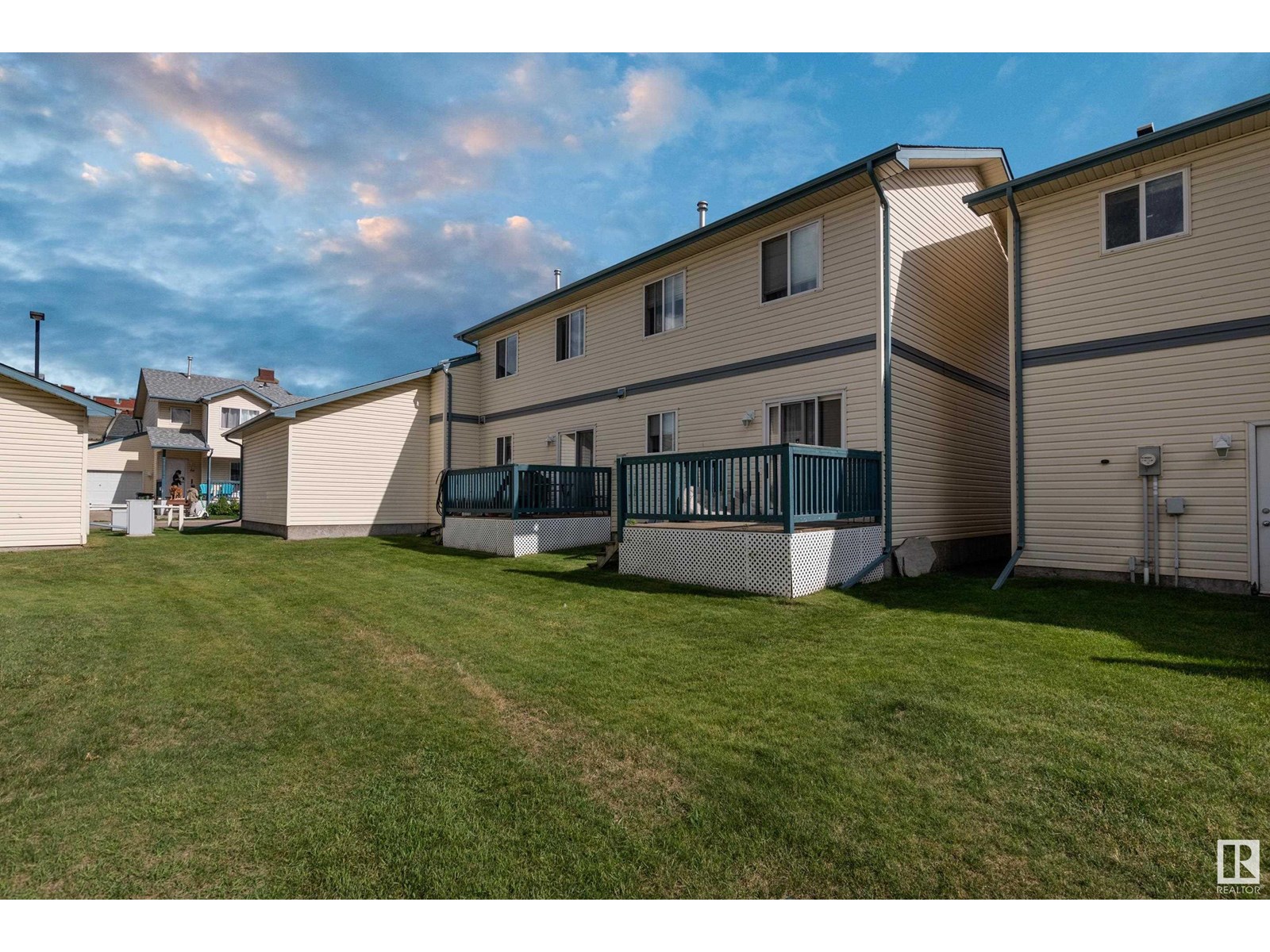Photo 24 of 42 10909 106 St Nw, Edmonton AB