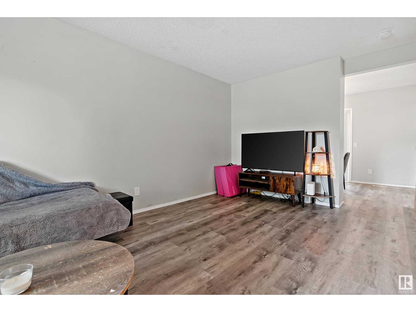 Photo 4 of 42 10909 106 St Nw, Edmonton AB