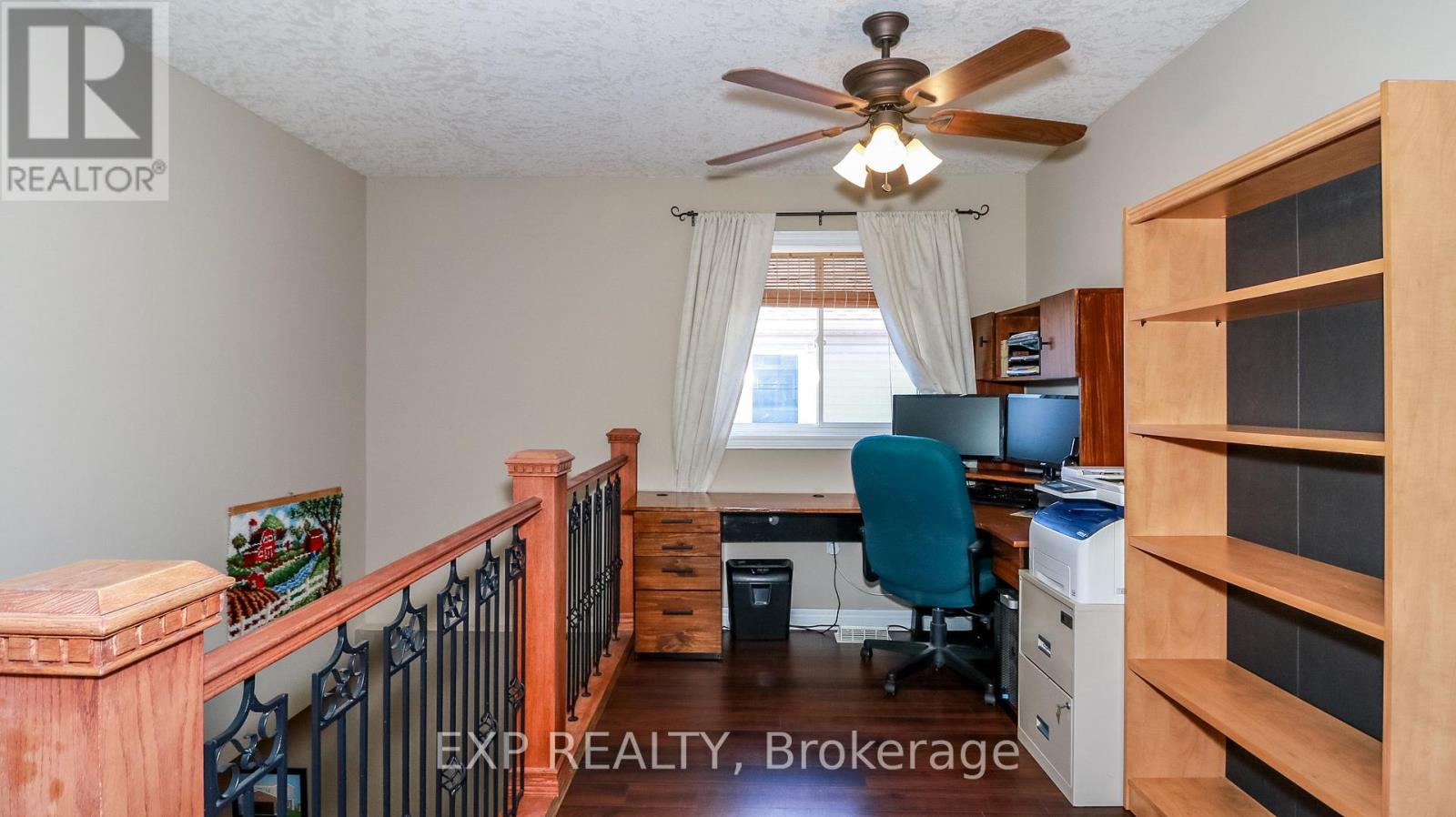 Photo 9 of 40 Benjamin Lane, Barrie ON