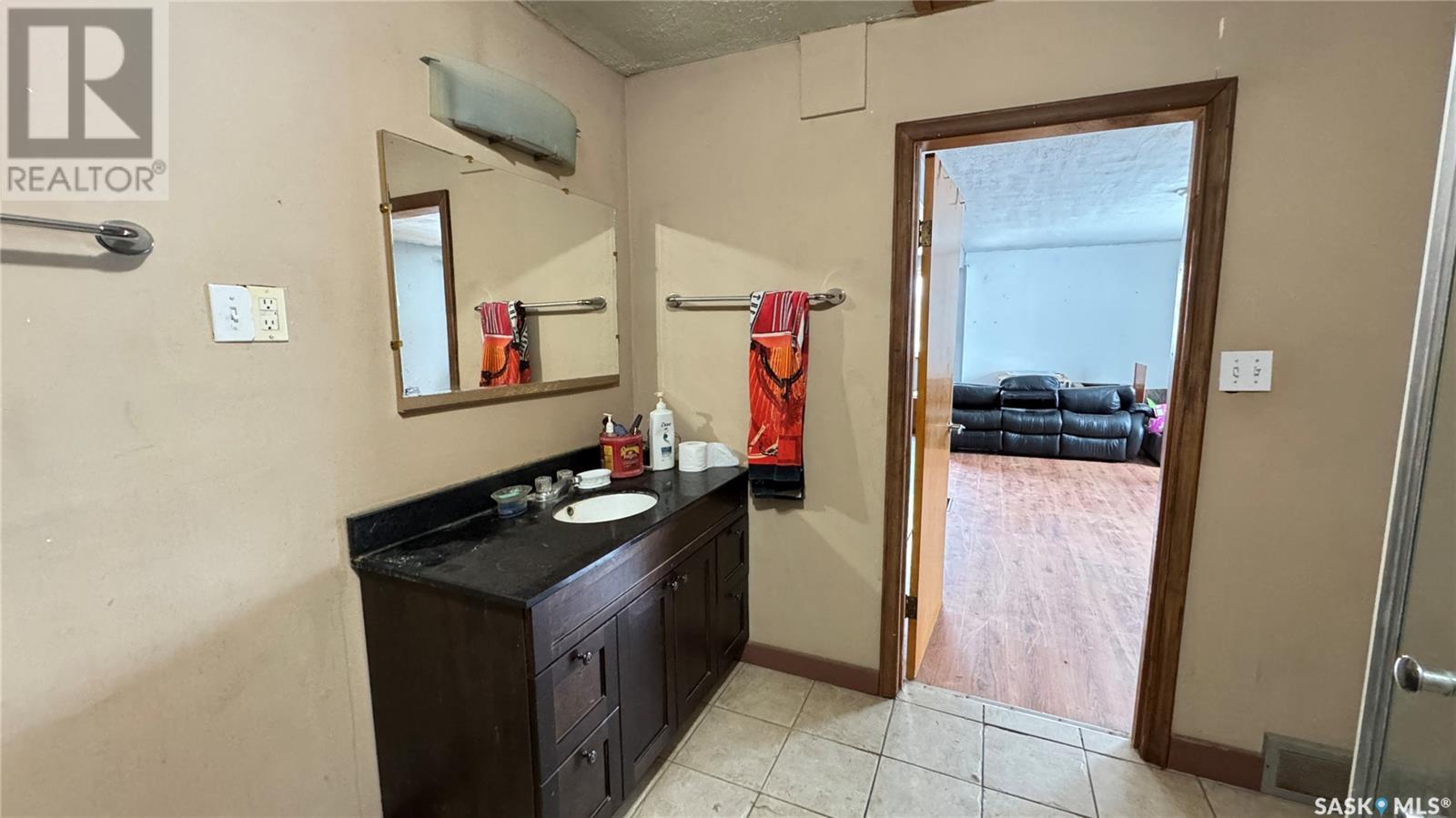 Photo 15 of 501 2nd Street, Kenaston SK