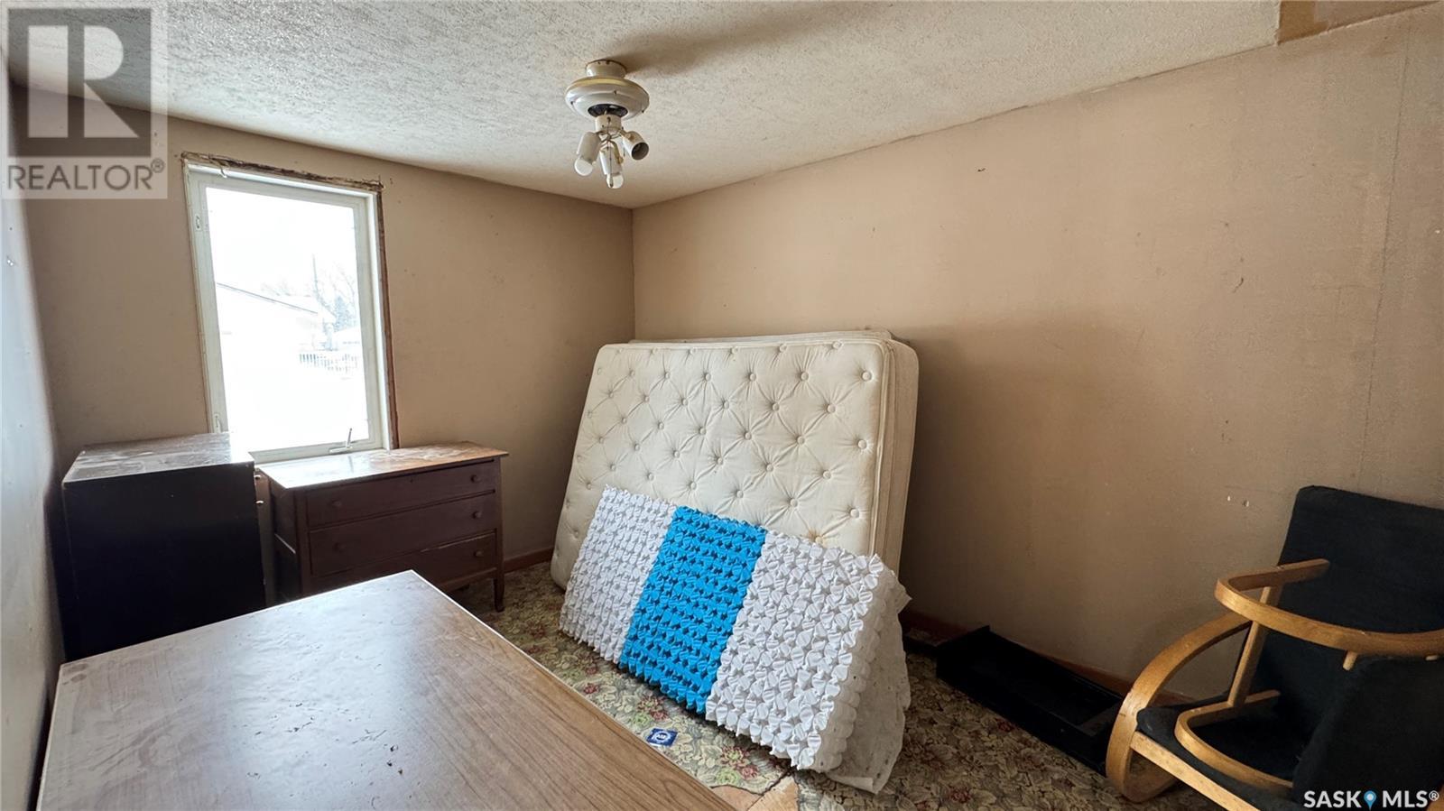 Photo 11 of 501 2nd Street, Kenaston SK