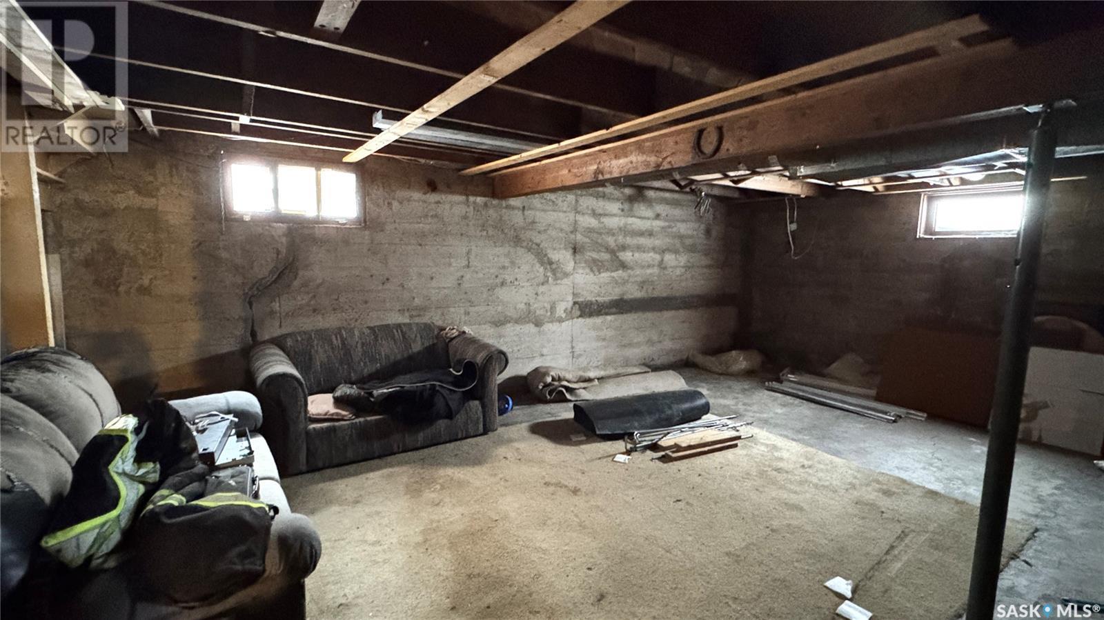 Photo 10 of 501 2nd Street, Kenaston SK