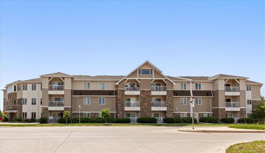 Photo 8 of 314 235 Bridgeland Drive, Winnipeg MB