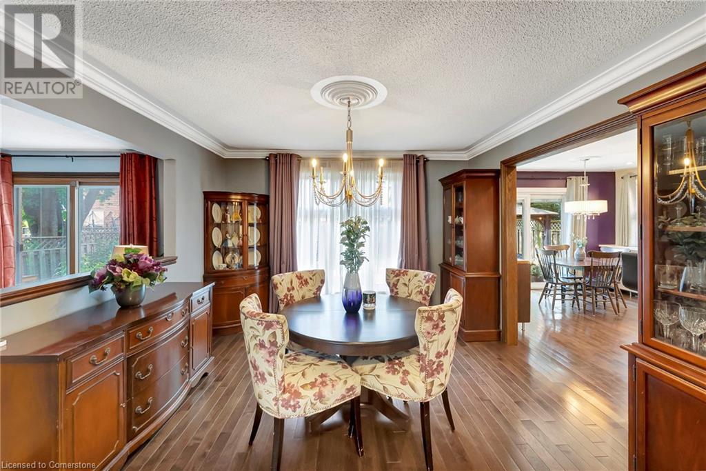 Photo 10 of 2024 Markle Drive, Oakville ON