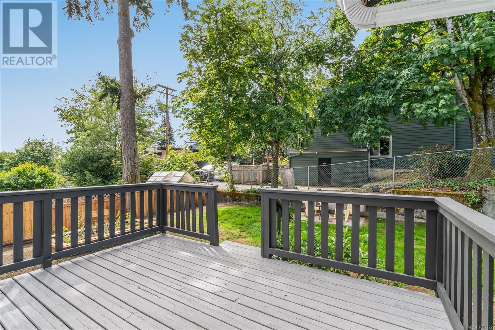 625 NOVA ST - Image 12