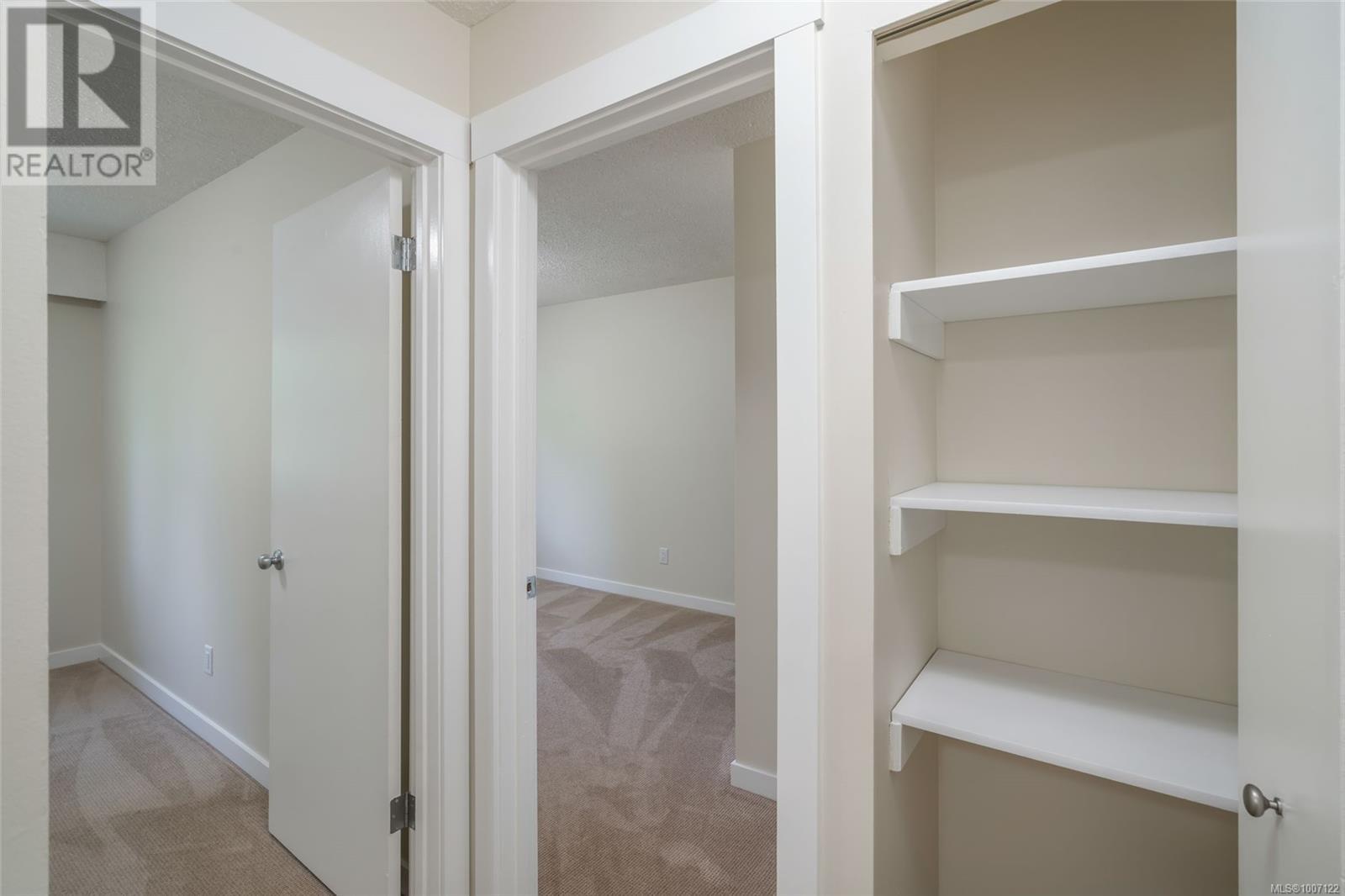 625 NOVA ST - Image 24