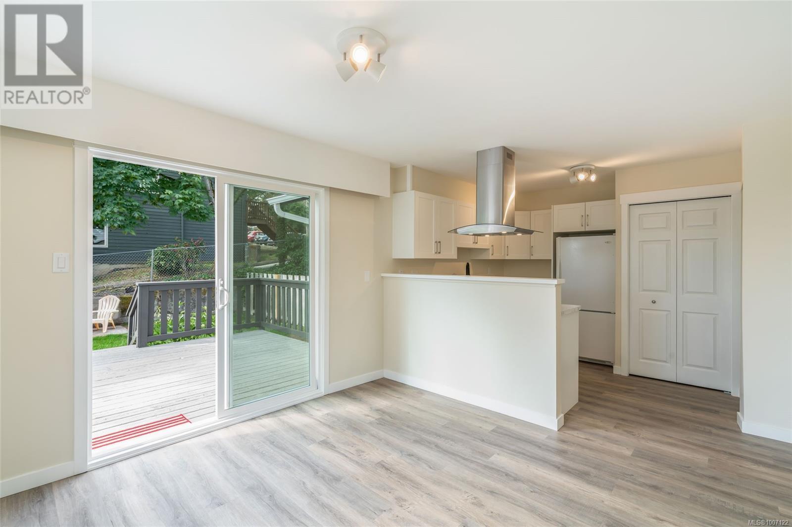 625 NOVA ST - Image 41