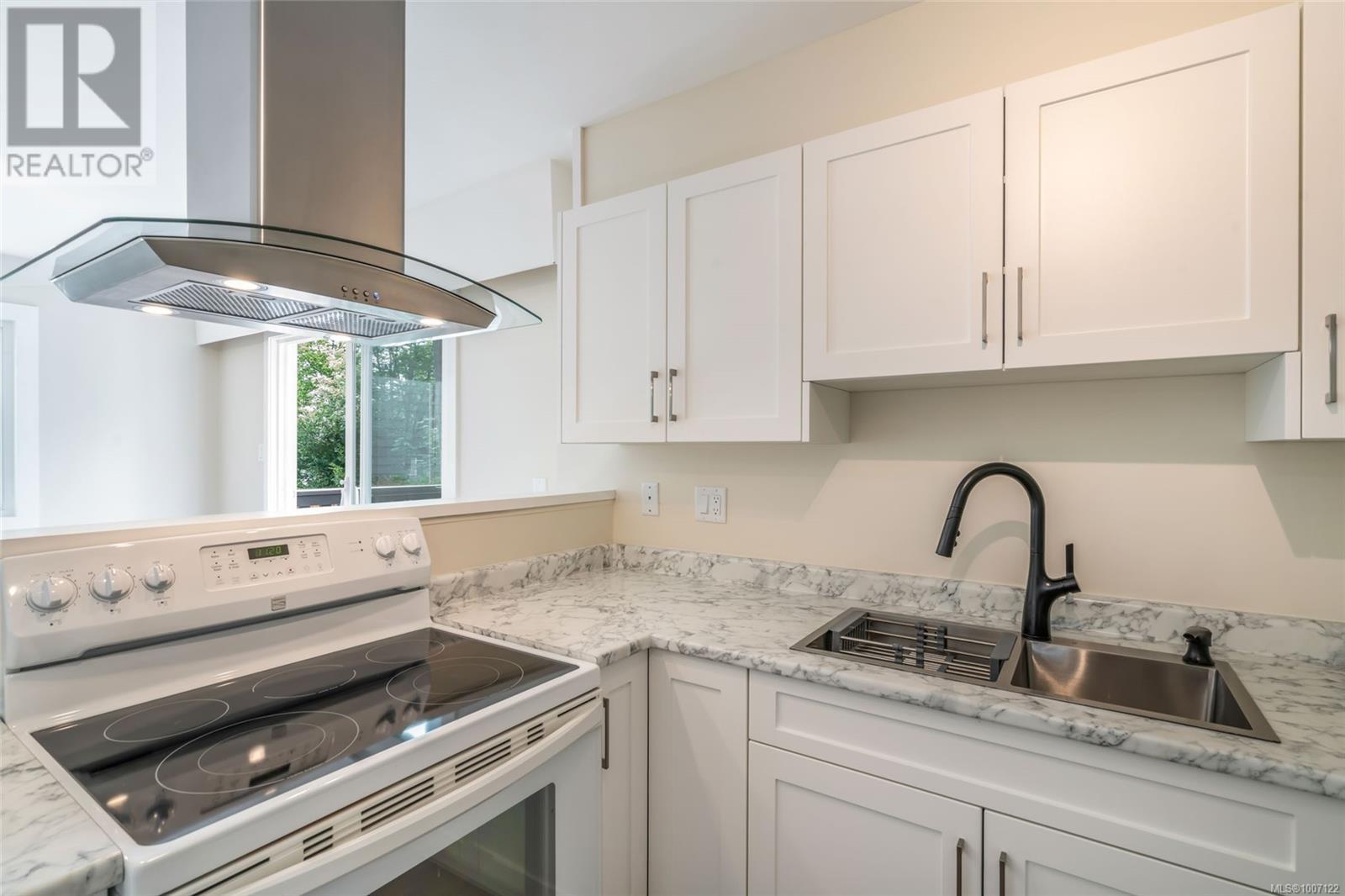 625 NOVA ST - Image 42