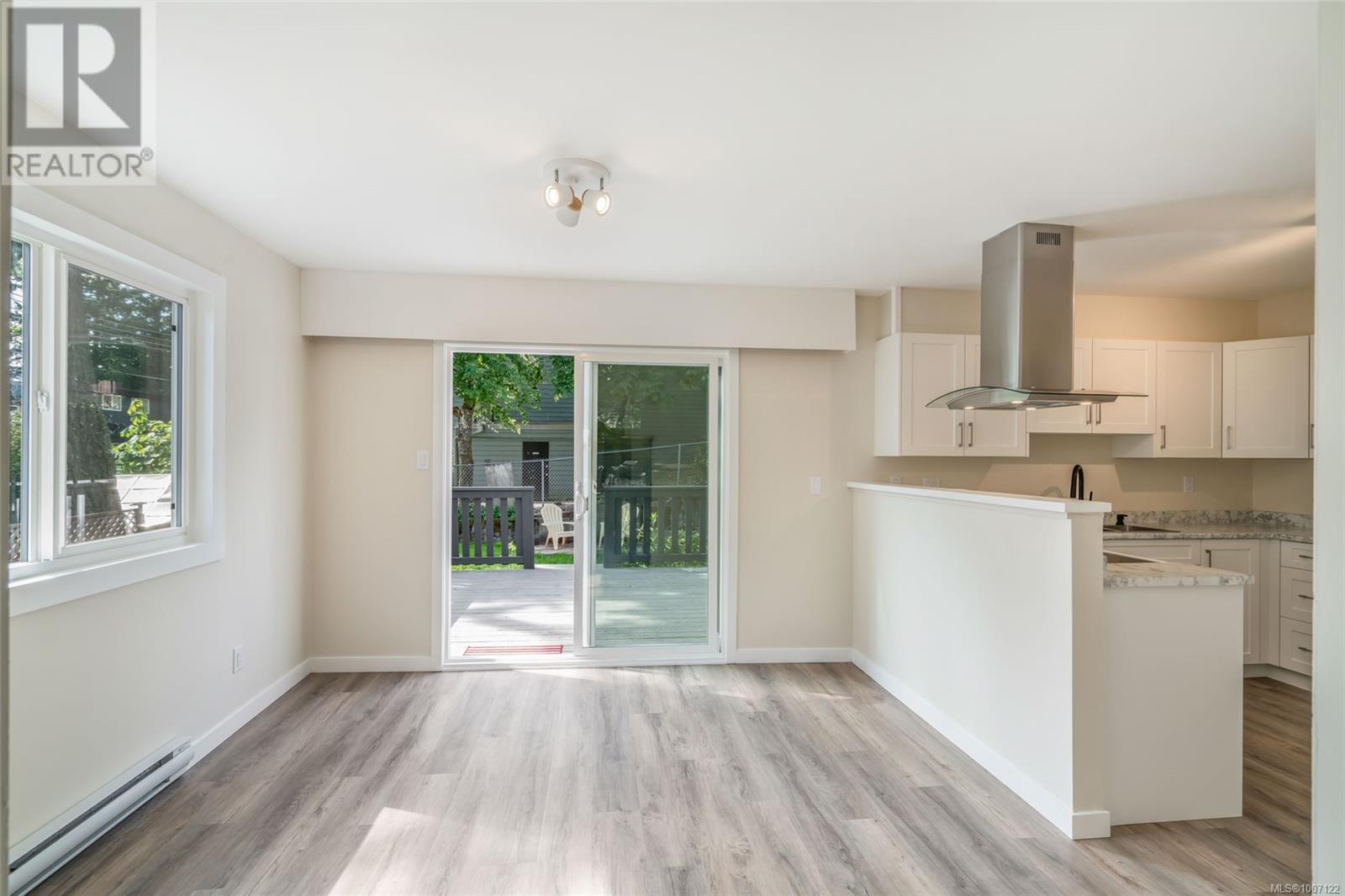 625 NOVA ST - Image 9