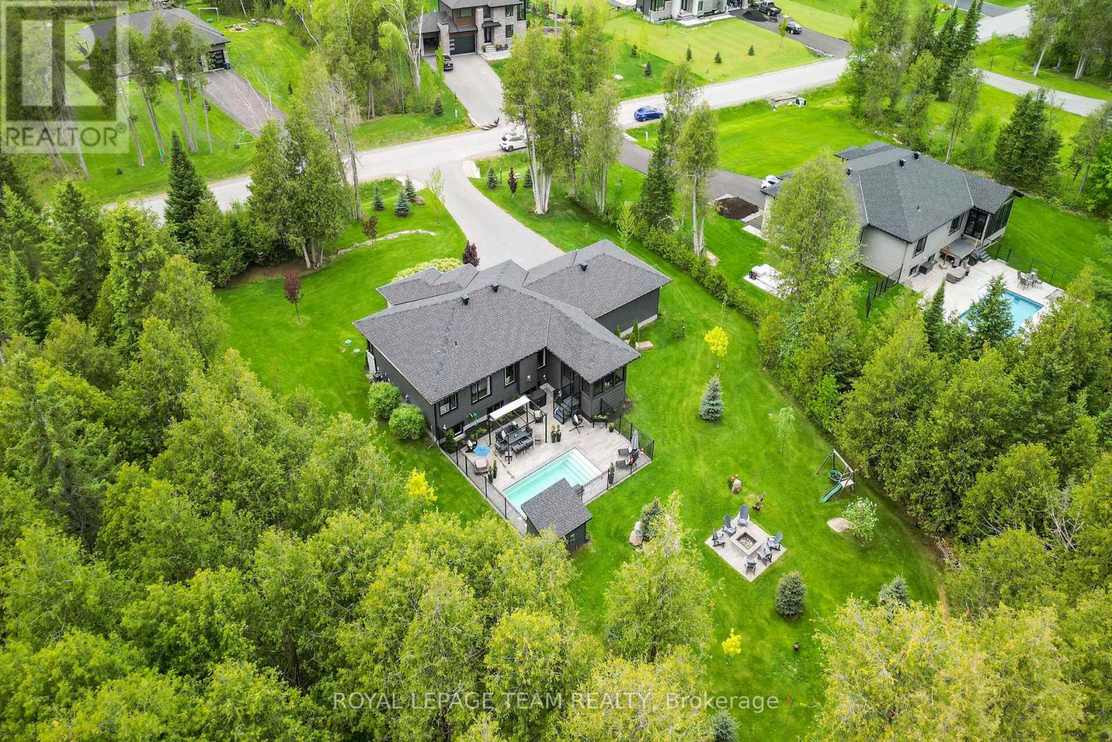 Photo 5 of 295 Ridgemont Drive, Beckwith ON