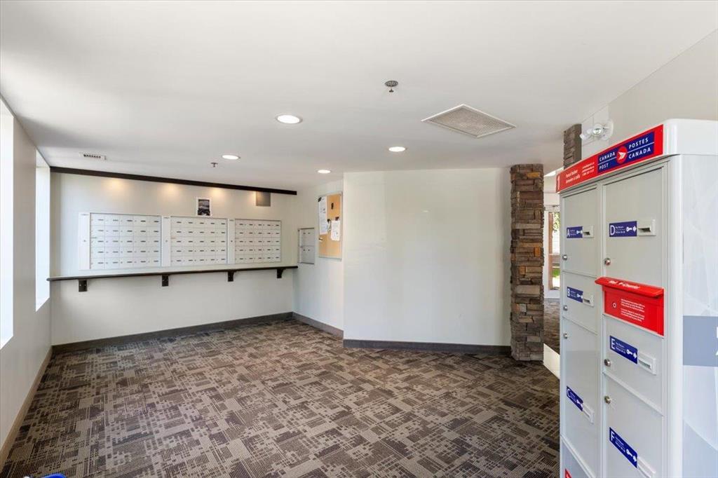 Photo 5 of 314 235 Bridgeland Drive, Winnipeg MB