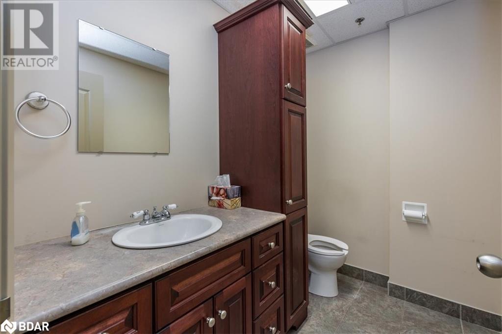 Photo 12 of 27 Hooper Road Unit 10 11 2nd Floor, Barrie ON