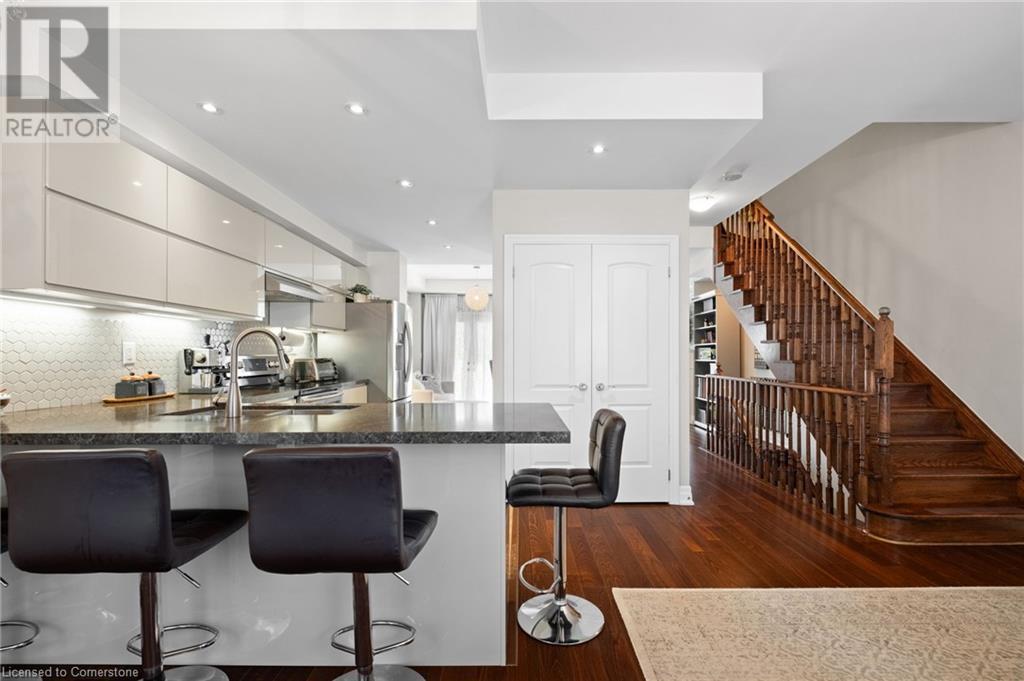 Photo 21 of 873 New Westminster Drive Unit 26, Vaughan ON