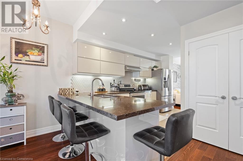 Photo 15 of 873 New Westminster Drive Unit 26, Vaughan ON