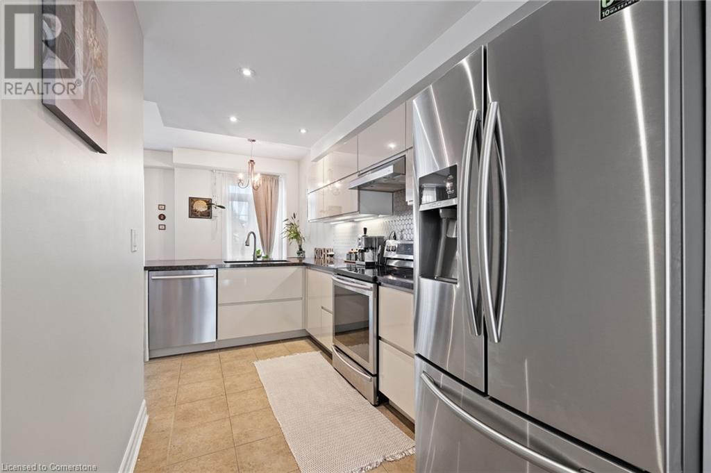 Photo 13 of 873 New Westminster Drive Unit 26, Vaughan ON