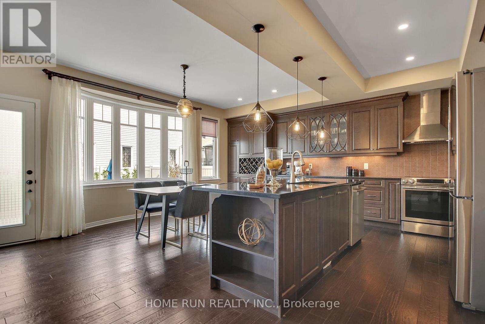 Photo 22 of 106 Danzig Terrace, Ottawa ON