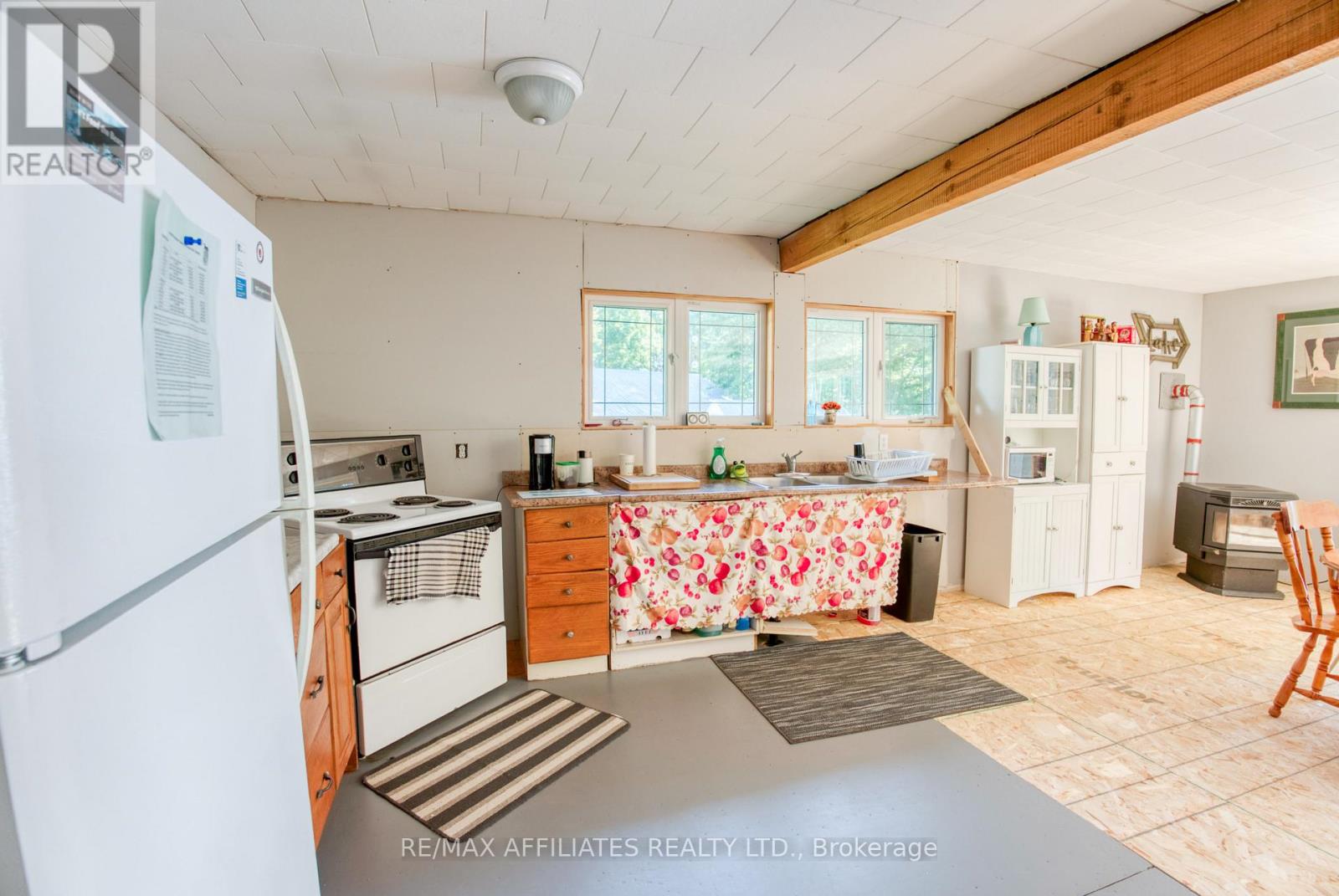 Photo 24 of 163 A Brash Lane, Frontenac ON