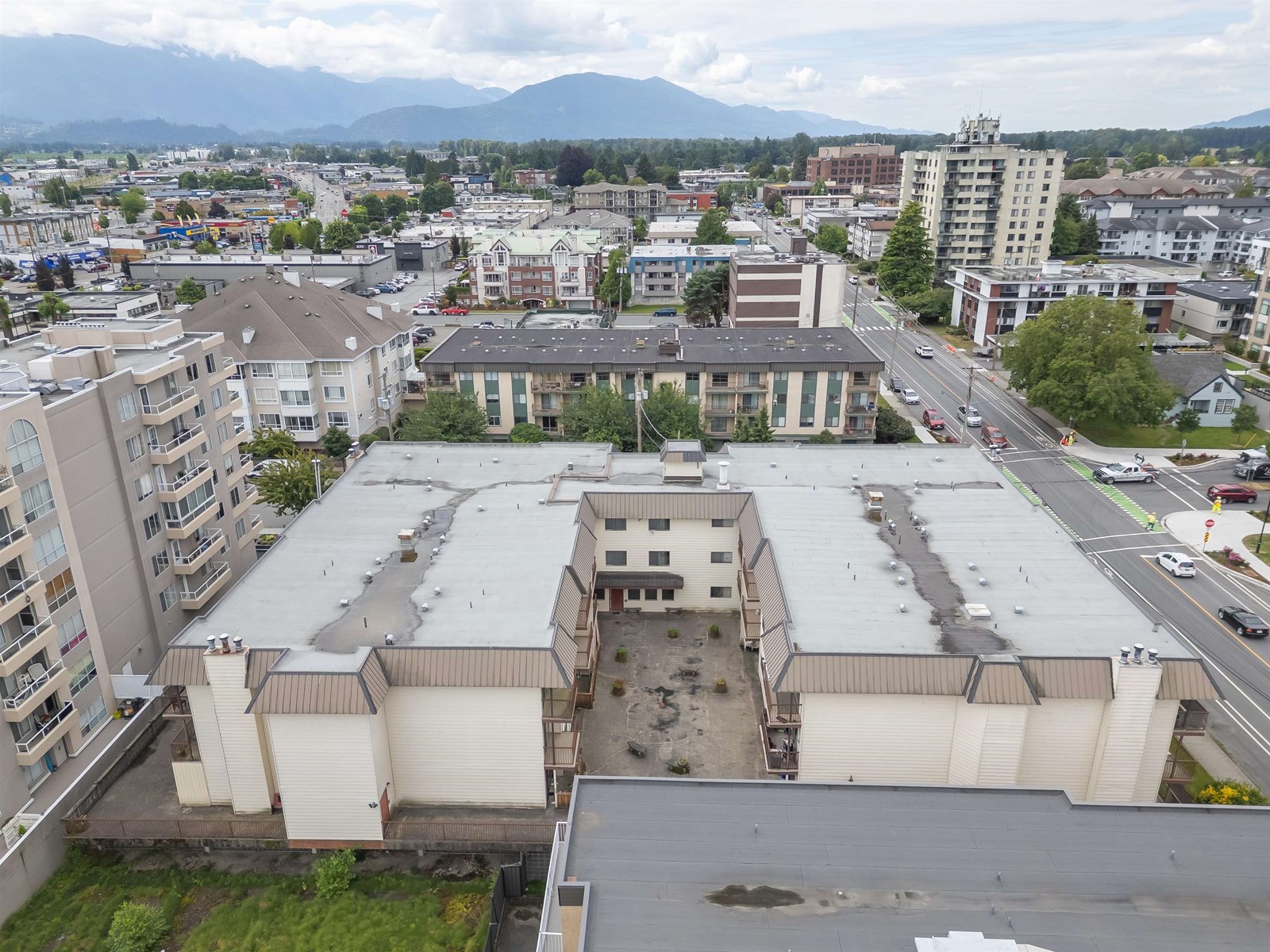 Photo 6 of 205 45749 Spadina Avenue Chilliwack Downtown, Chilliwack BC