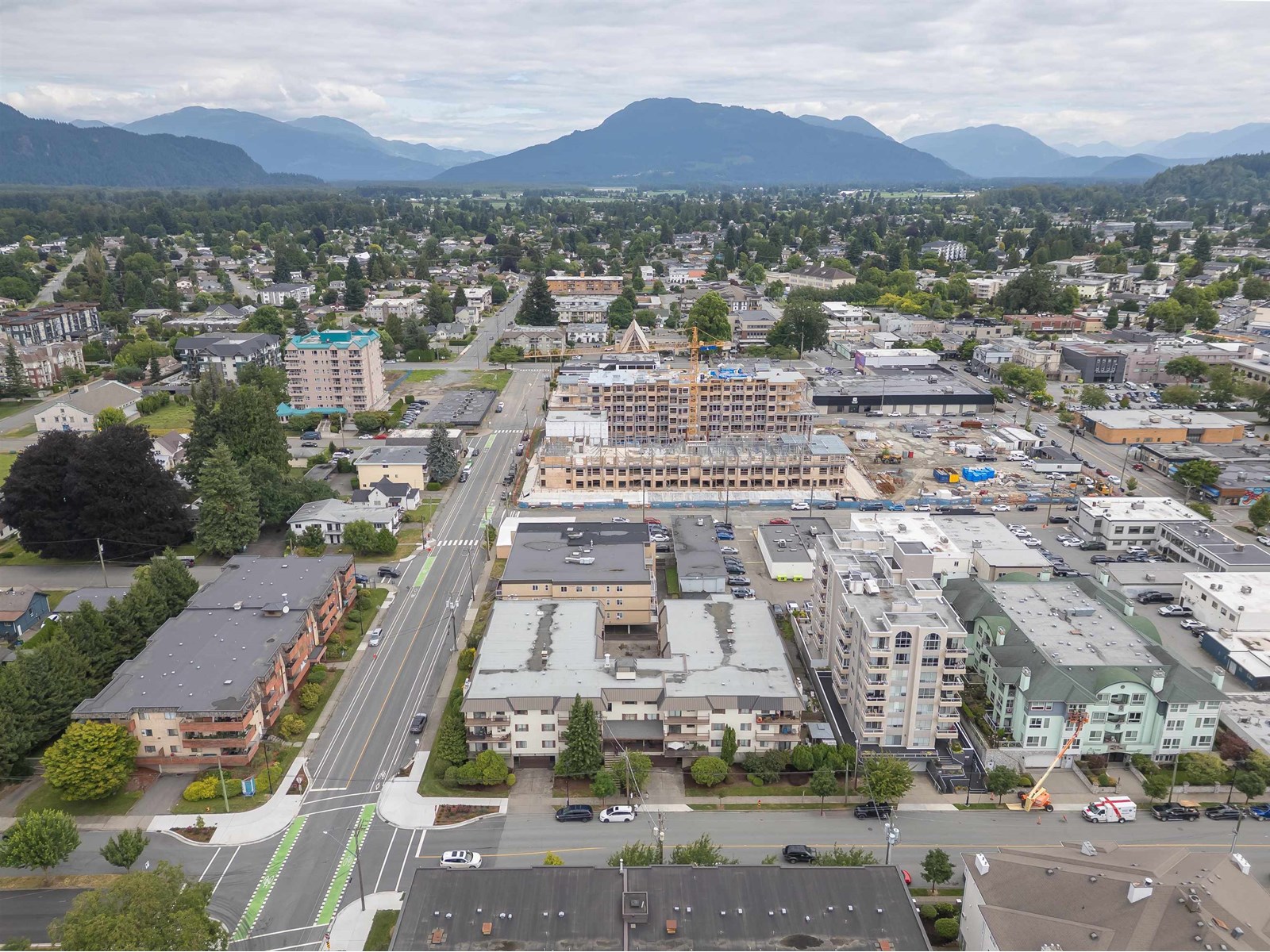 Photo 9 of 205 45749 Spadina Avenue Chilliwack Downtown, Chilliwack BC